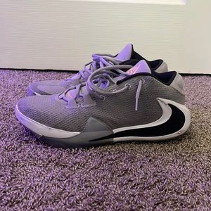 Nike Zoom Freak 1 - Men’s Basketball Shoes